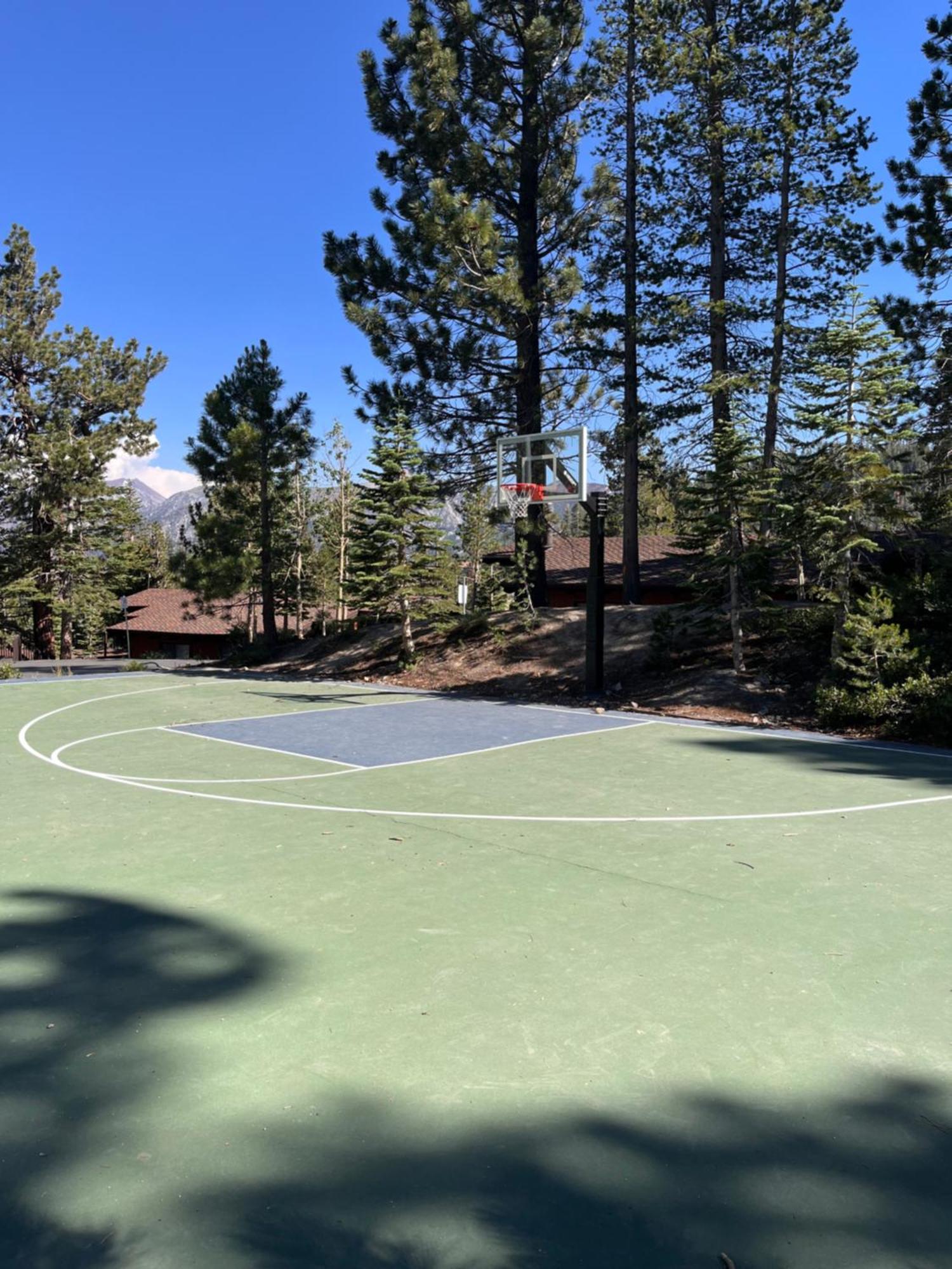 Tastefully Remodeled Condo At Mammoth Ski & Racquet Club, Hot Tub, Garage, 10 Min Walk To Ski Lifts 马姆莫斯湖 外观 照片