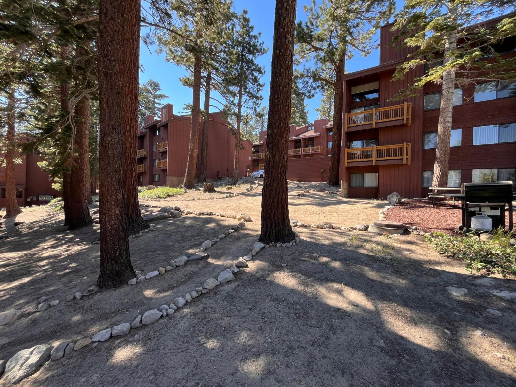 Tastefully Remodeled Condo At Mammoth Ski & Racquet Club, Hot Tub, Garage, 10 Min Walk To Ski Lifts 马姆莫斯湖 外观 照片