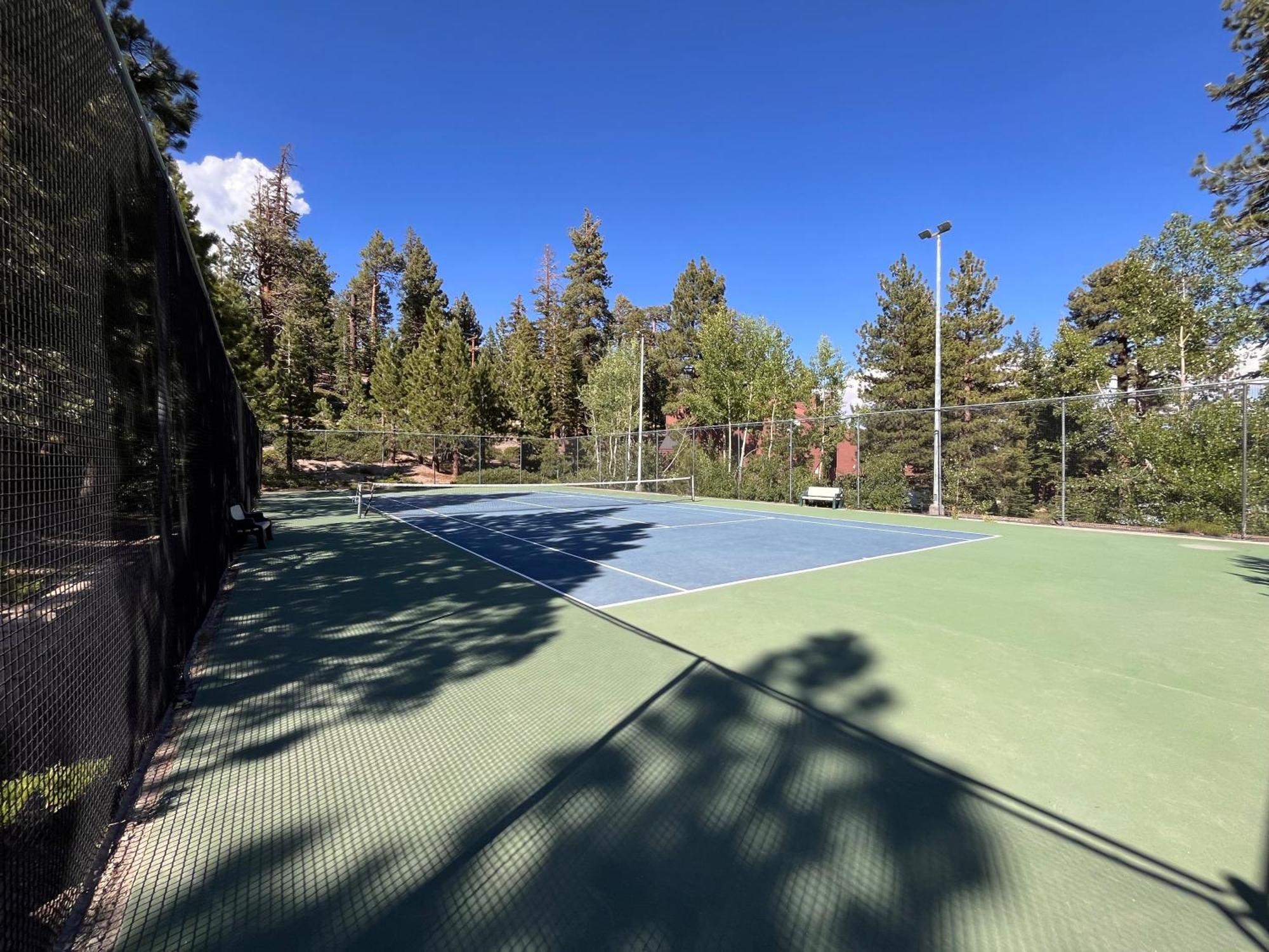 Tastefully Remodeled Condo At Mammoth Ski & Racquet Club, Hot Tub, Garage, 10 Min Walk To Ski Lifts 马姆莫斯湖 外观 照片