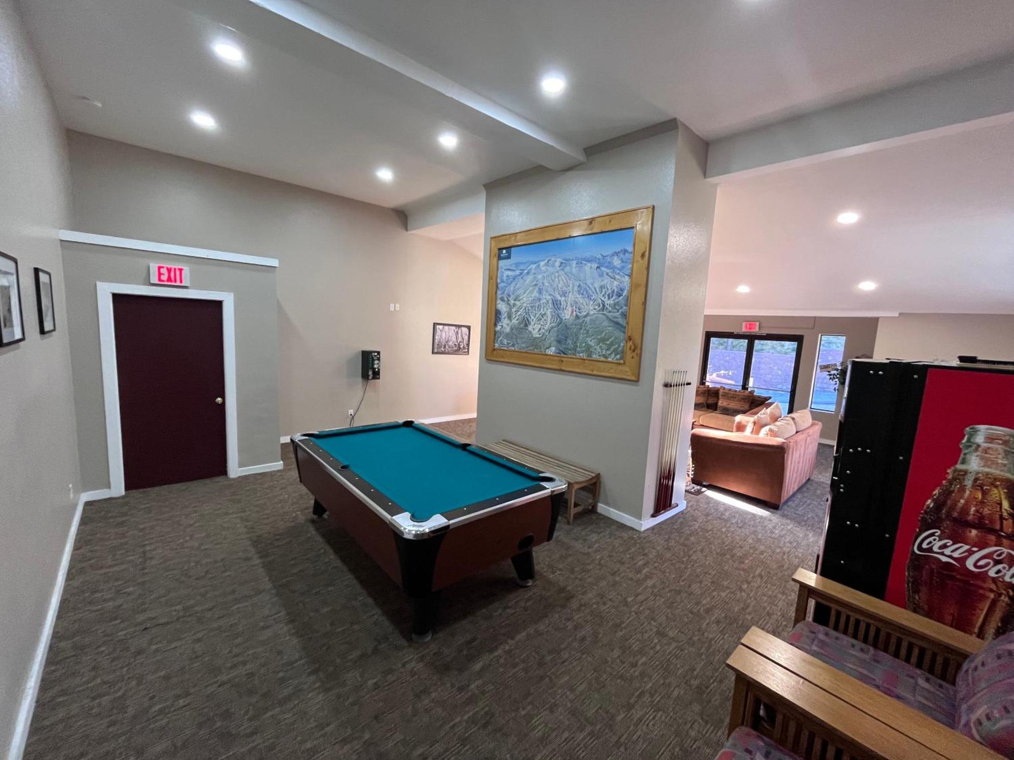 Tastefully Remodeled Condo At Mammoth Ski & Racquet Club, Hot Tub, Garage, 10 Min Walk To Ski Lifts 马姆莫斯湖 外观 照片