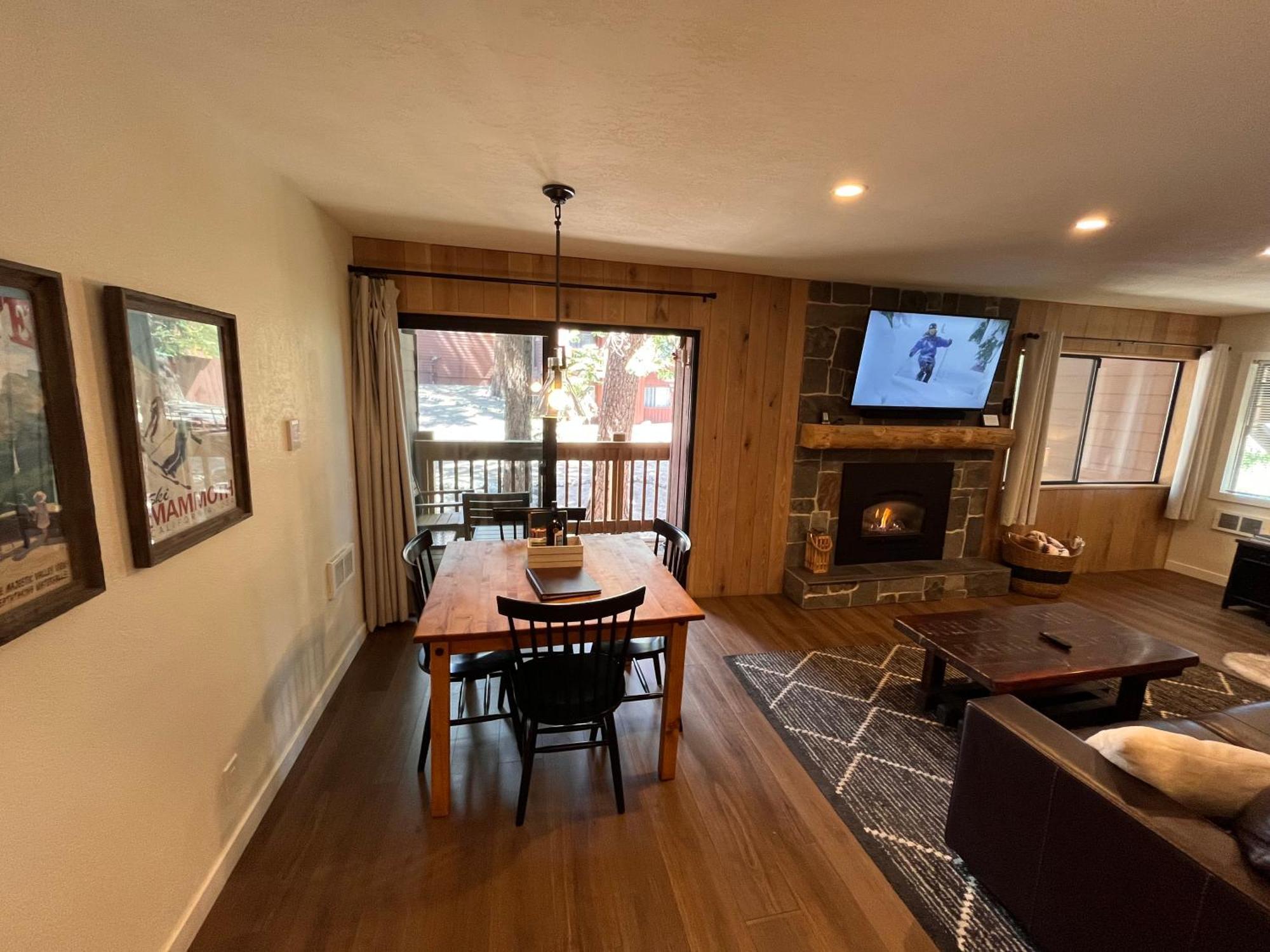 Tastefully Remodeled Condo At Mammoth Ski & Racquet Club, Hot Tub, Garage, 10 Min Walk To Ski Lifts 马姆莫斯湖 外观 照片