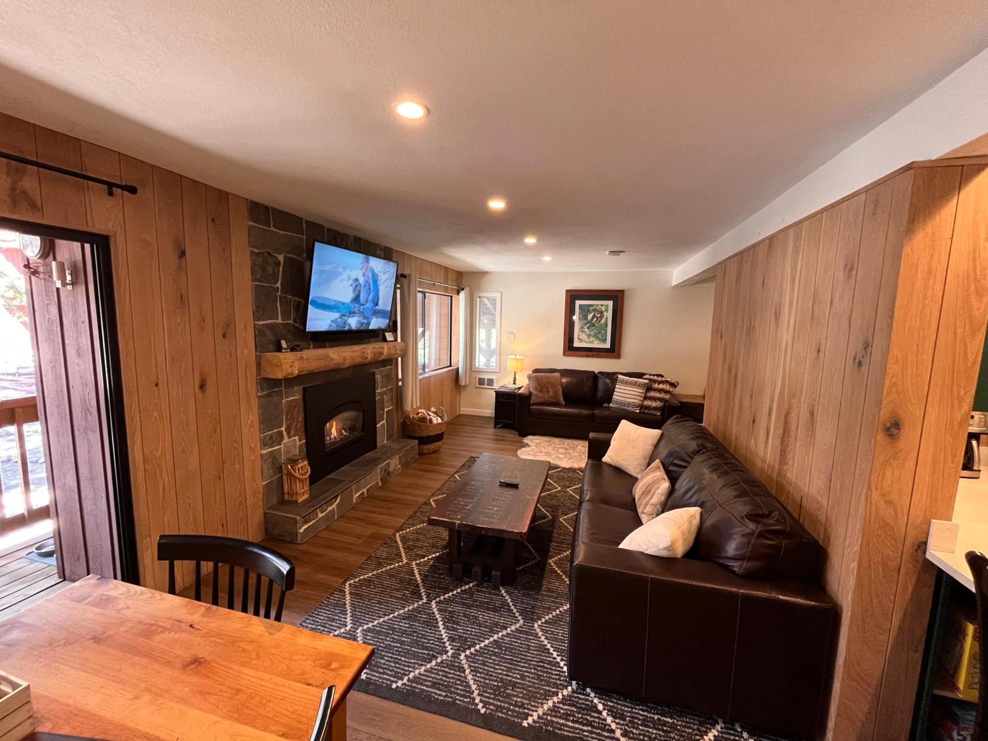 Tastefully Remodeled Condo At Mammoth Ski & Racquet Club, Hot Tub, Garage, 10 Min Walk To Ski Lifts 马姆莫斯湖 外观 照片