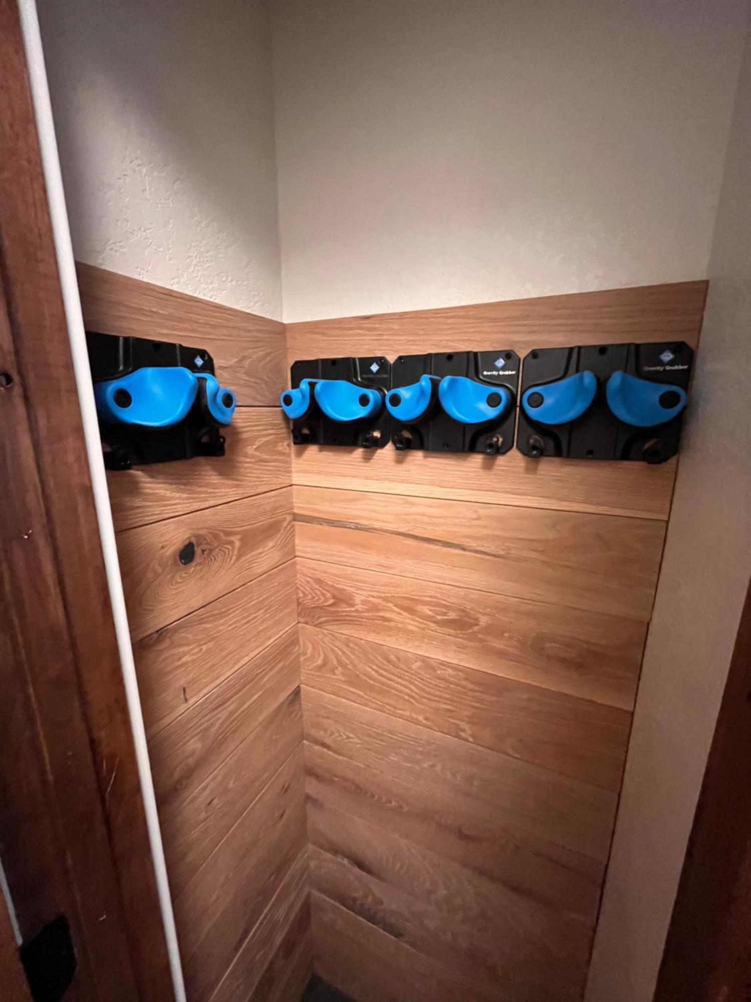Tastefully Remodeled Condo At Mammoth Ski & Racquet Club, Hot Tub, Garage, 10 Min Walk To Ski Lifts 马姆莫斯湖 外观 照片