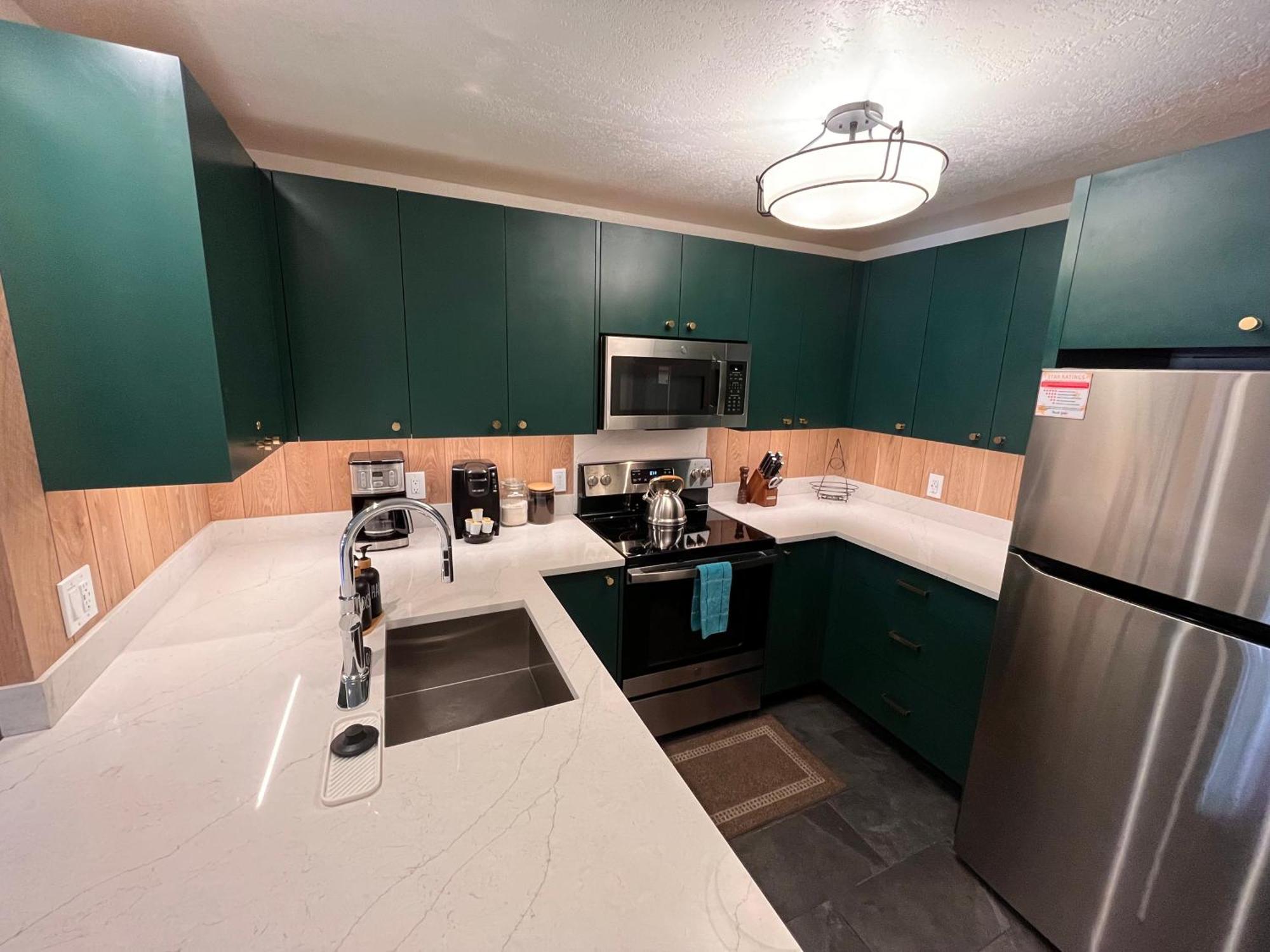Tastefully Remodeled Condo At Mammoth Ski & Racquet Club, Hot Tub, Garage, 10 Min Walk To Ski Lifts 马姆莫斯湖 外观 照片